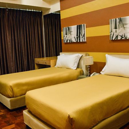 Asian Mansion II Makati City Екстер'єр фото