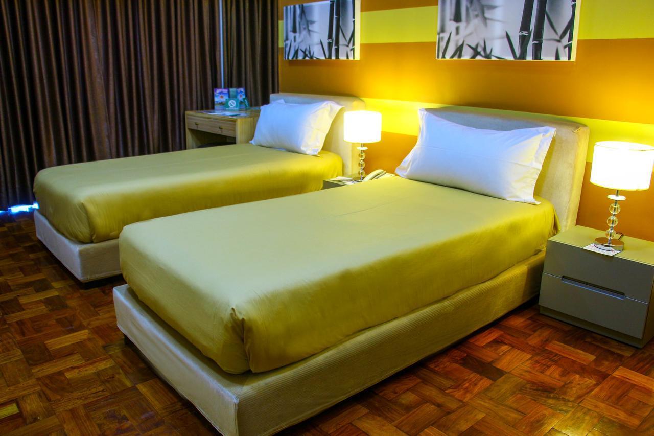 Asian Mansion II Makati City Екстер'єр фото