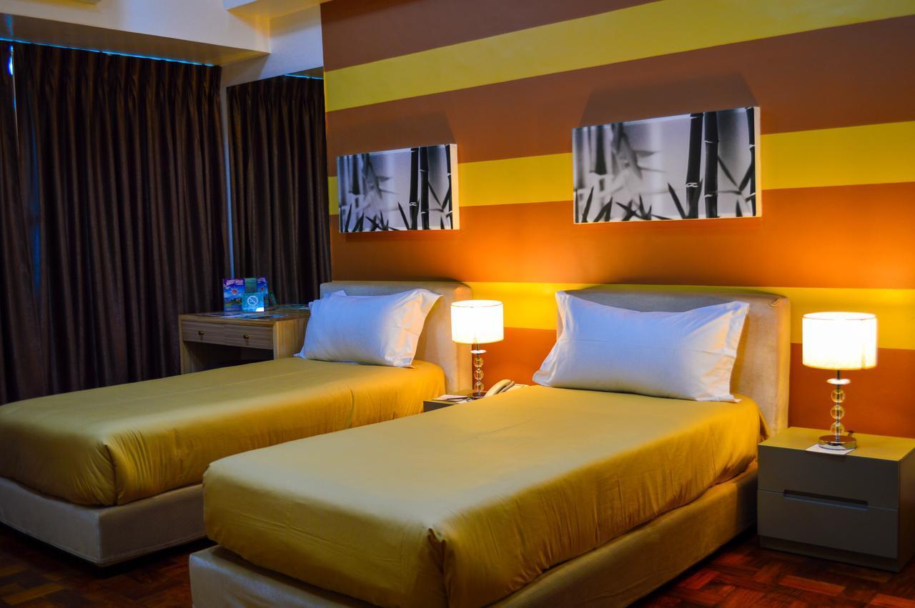Asian Mansion II Makati City Екстер'єр фото