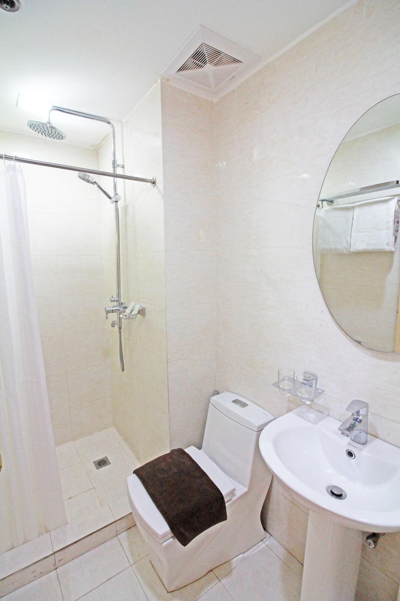 Asian Mansion II Makati City Екстер'єр фото