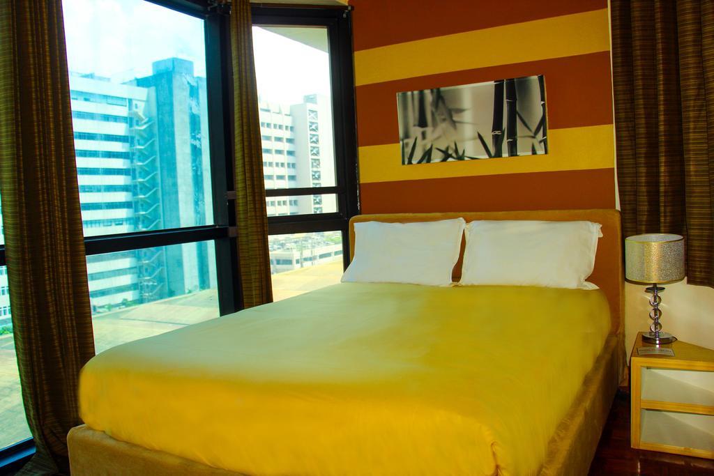 Asian Mansion II Makati City Екстер'єр фото