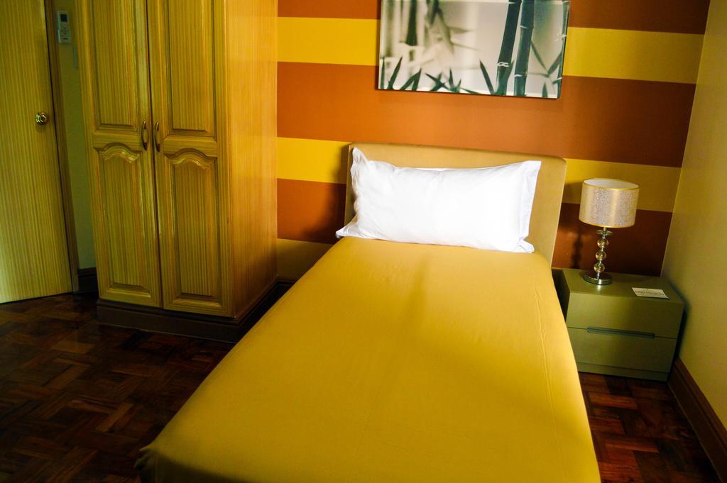 Asian Mansion II Makati City Екстер'єр фото