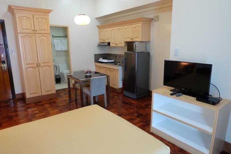 Asian Mansion II Makati City Екстер'єр фото