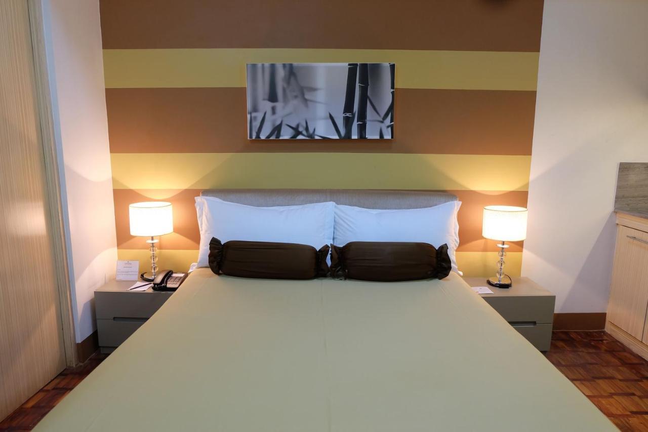 Asian Mansion II Makati City Екстер'єр фото